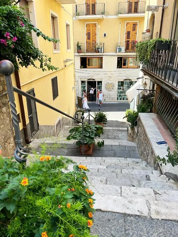 Casa Carmine - Taormina Centro Apartment Italy